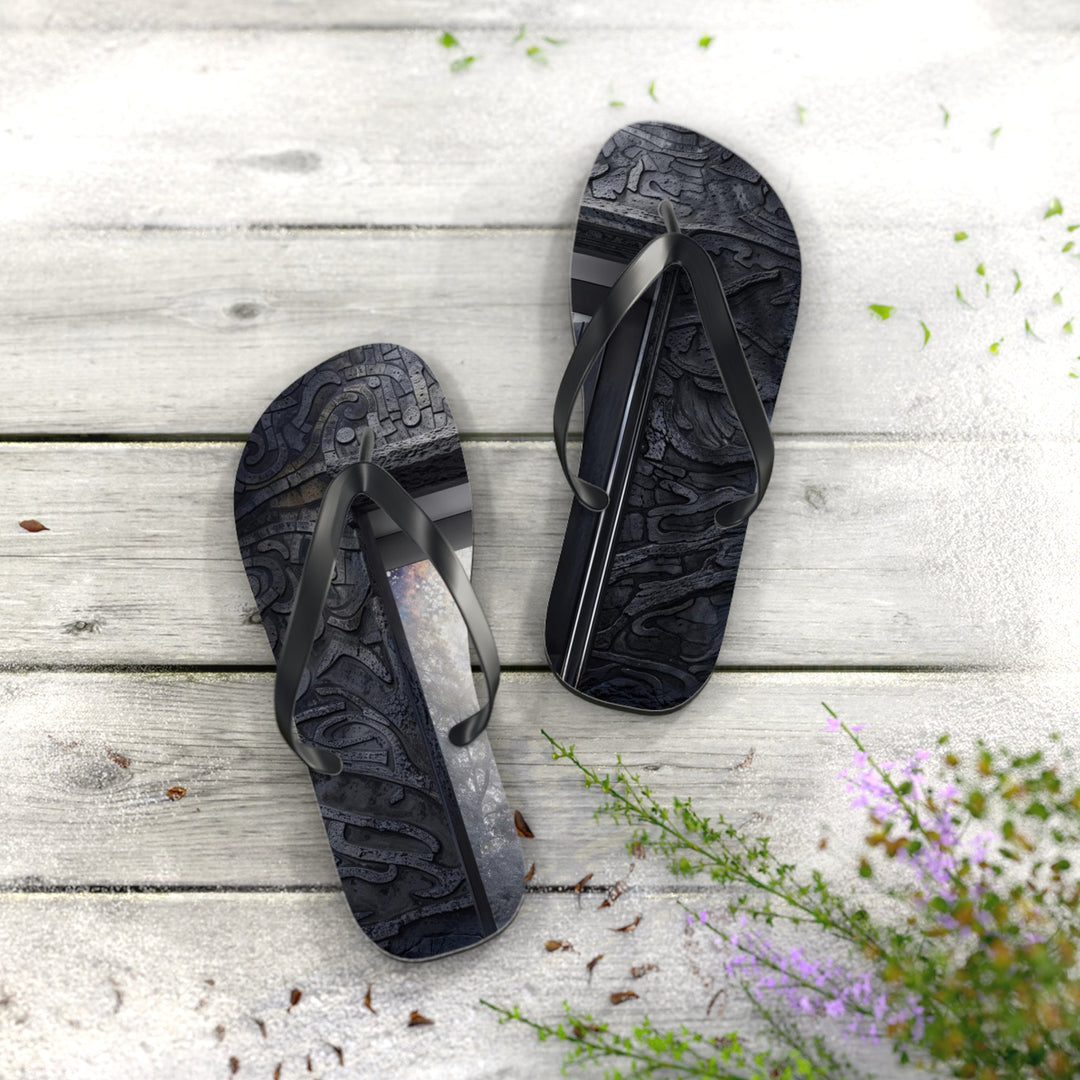 Ancient Gateway Contrast - Flip Flops - Shoes - g(0D·IO) - XL - Black sole -