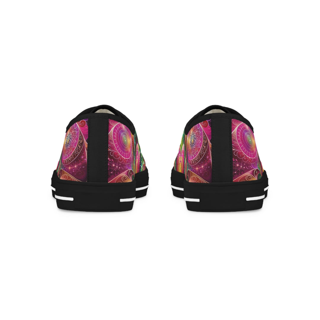 Kaleidoscopic Heart Symphony - Men's Lowtop Sneakers - Shoes - g(0D·IO) - US 5 - Black sole -