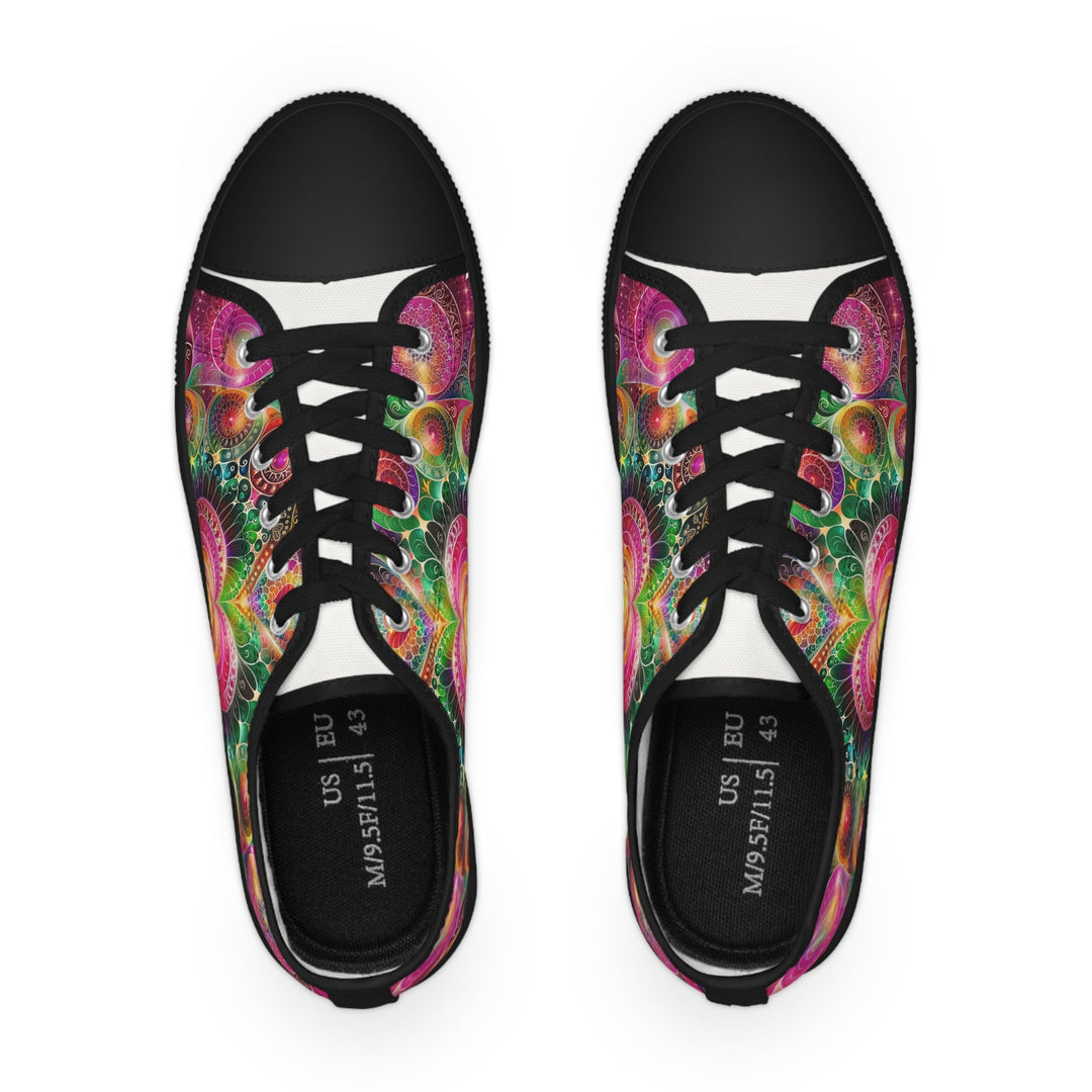 Kaleidoscopic Heart Symphony - Men's Lowtop Sneakers - Shoes - g(0D·IO) - US 5 - Black sole -